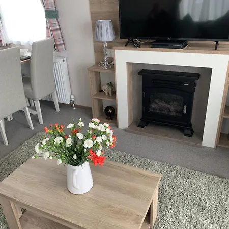 19 The Maples Kemp Grampound